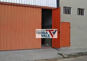 Foto 1 de Galpão/Depósito/Armazém para alugar, 221m² em Vila Geny, Lorena