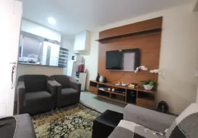 Foto 1 de Casa de Condomínio com 2 Quartos à venda, 44m² em Vila Mazzei, São Paulo