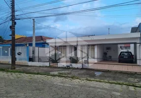 Foto 1 de Casa com 1 Quarto para alugar, 62m² em Santa Mônica, Florianópolis