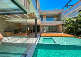 Foto 1 de Casa de Condomínio com 5 Quartos à venda, 850m² em Barra da Tijuca, Rio de Janeiro