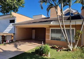 Foto 1 de Casa de Condomínio com 4 Quartos à venda, 190m² em Aragarça, Londrina