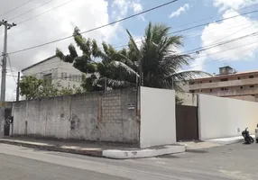 Foto 1 de Galpão/Depósito/Armazém à venda, 520m² em Montese, Fortaleza