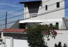 Foto 1 de Sobrado com 4 Quartos à venda, 268m² em Vila Paiva, São Paulo