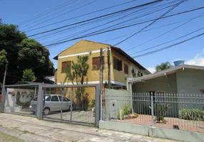 Foto 1 de Sobrado com 3 Quartos à venda, 91m² em Espiríto Santo, Porto Alegre