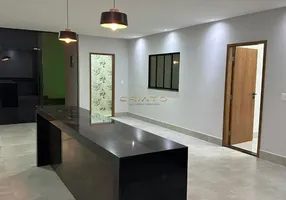 Foto 1 de Casa com 3 Quartos à venda, 220m² em Residencial Valencia, Anápolis