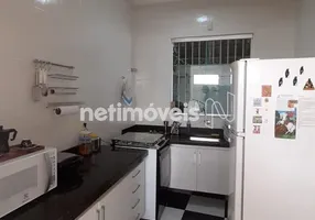 Foto 1 de Casa com 3 Quartos para alugar, 110m² em Fernão Dias, Belo Horizonte