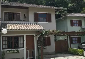 Foto 1 de Casa com 2 Quartos à venda, 140m² em Independência, Petrópolis