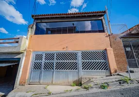 Foto 1 de Sobrado com 5 Quartos à venda, 160m² em Veloso, Osasco