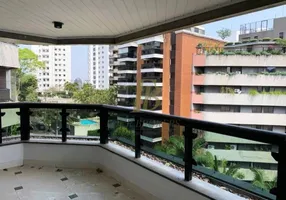 Foto 1 de Apartamento com 3 Quartos à venda, 224m² em Real Parque, São Paulo