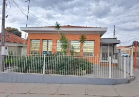 Foto 1 de Casa com 3 Quartos para alugar, 301m² em Vila Monteiro, São Carlos