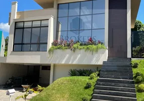 Foto 1 de Casa de Condomínio com 5 Quartos à venda, 296m² em Condomínio do Lago, Goiânia