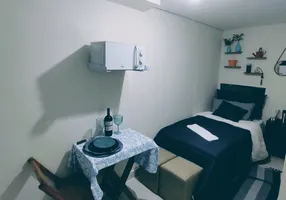 Foto 1 de Apartamento com 1 Quarto para alugar, 13m² em Liberdade, São Paulo