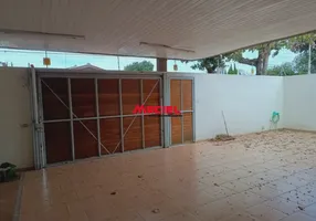 Foto 1 de Casa com 4 Quartos à venda, 210m² em Jardim Satélite, São José dos Campos