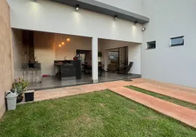 Foto 1 de Casa com 3 Quartos à venda, 176m² em Area Rural de Rio Verde, Rio Verde