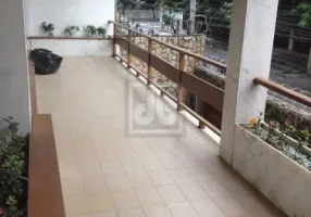 Foto 1 de Casa com 4 Quartos à venda, 500m² em Icaraí, Niterói