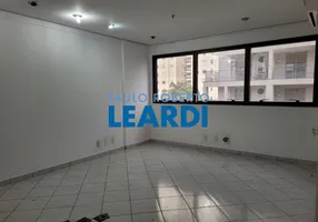 Foto 1 de Sala Comercial para alugar, 30m² em Moema, São Paulo