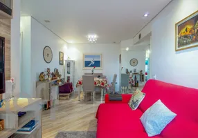 Foto 1 de Apartamento com 2 Quartos à venda, 52m² em Jardim Mirante, São Paulo