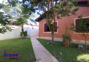 Foto 1 de Casa com 3 Quartos à venda, 189m² em Vila Loty, Itanhaém