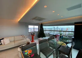 Foto 1 de Apartamento com 4 Quartos à venda, 230m² em Torre, Recife