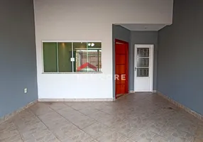 Foto 1 de Casa com 2 Quartos à venda, 110m² em Jardim América, Marília