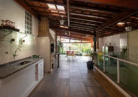 Foto 1 de Casa com 3 Quartos à venda, 290m² em Jaragua, São Paulo