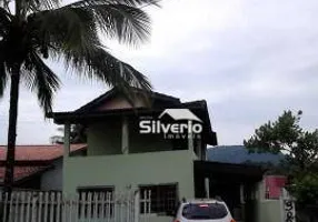 Foto 1 de Sobrado com 5 Quartos à venda, 218m² em Getuba, Caraguatatuba