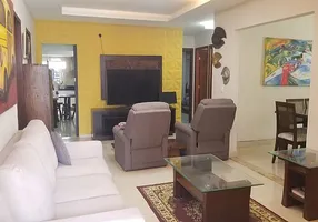 Foto 1 de Casa com 4 Quartos à venda, 300m² em Candelária, Natal