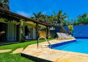 Foto 1 de Casa com 4 Quartos à venda, 280m² em Balneário Praia do Pernambuco, Guarujá