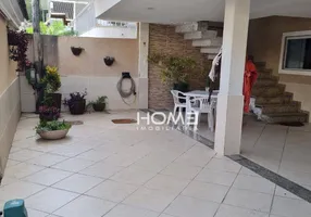 Foto 1 de Casa de Condomínio com 3 Quartos à venda, 200m² em  Vila Valqueire, Rio de Janeiro