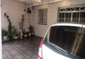 Foto 1 de Casa com 2 Quartos à venda, 200m² em Vila Liviero, São Paulo