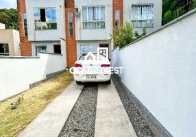 Foto 1 de Casa com 2 Quartos à venda, 66m² em Azambuja, Brusque