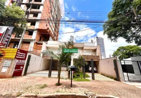 Foto 1 de Sobrado com 6 Quartos à venda, 330m² em Zona 07, Maringá