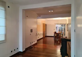 Foto 1 de Sobrado com 3 Quartos para alugar, 270m² em Higienópolis, São Paulo