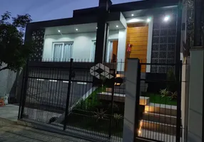 Foto 1 de Casa com 3 Quartos à venda, 140m² em Parque da Matriz, Cachoeirinha