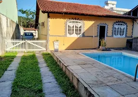 Foto 1 de Casa com 3 Quartos à venda, 195m² em Piratininga, Niterói