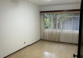 Foto 1 de Apartamento com 1 Quarto para alugar, 48m² em Varzea, Teresópolis