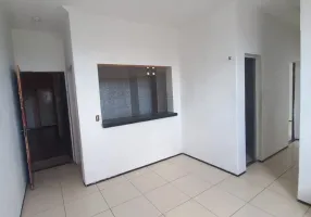 Foto 1 de Apartamento com 3 Quartos à venda, 45m² em Maraponga, Fortaleza