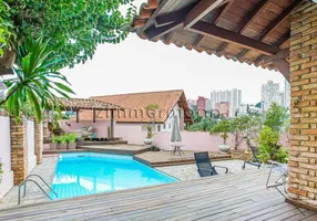 Foto 1 de Casa com 4 Quartos à venda, 373m² em Alto de Pinheiros, São Paulo