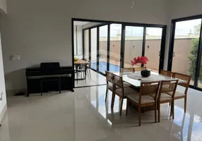 Foto 1 de Casa de Condomínio com 3 Quartos à venda, 246m² em Residencial Tambore, Bauru