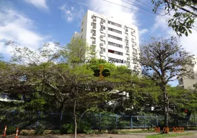 Foto 1 de Apartamento com 3 Quartos para alugar, 76m² em Boa Vista, Porto Alegre