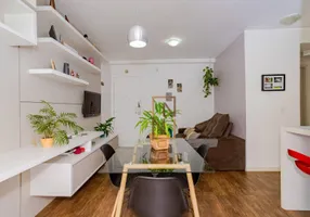 Foto 1 de Apartamento com 1 Quarto à venda, 61m² em Capão Raso, Curitiba