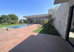 Foto 1 de Casa de Condomínio com 4 Quartos à venda, 370m² em Condominio Alto da Boa Vista, Senador Canedo