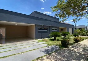 Foto 1 de Casa de Condomínio com 3 Quartos para alugar, 290m² em Condomínio Belvedere, Cuiabá