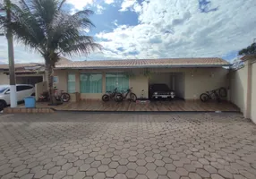Foto 1 de Casa de Condomínio com 3 Quartos à venda, 223m² em Chacaras Sao Pedro, Aparecida de Goiânia