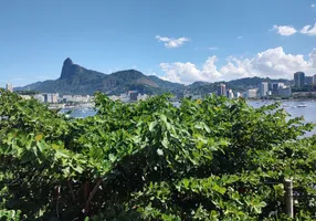 Foto 1 de Casa com 4 Quartos à venda, 304m² em Urca, Rio de Janeiro