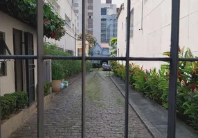 Foto 1 de Casa com 4 Quartos à venda, 261m² em Jardim Paulista, São Paulo