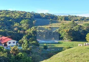 Foto 1 de Fazenda/Sítio com 3 Quartos à venda, 500m² em Zona Rural, Baependi