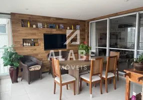 Foto 1 de Apartamento com 3 Quartos para alugar, 168m² em Vila Andrade, São Paulo