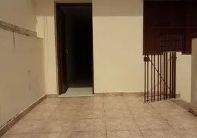 Foto 1 de Casa com 1 Quarto para alugar, 45m² em Vila Bela Vista, São Paulo