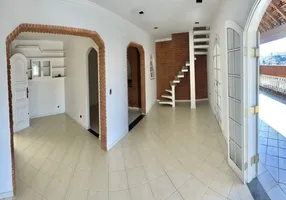 Foto 1 de Sobrado com 4 Quartos à venda, 250m² em Vila Boacava, São Paulo